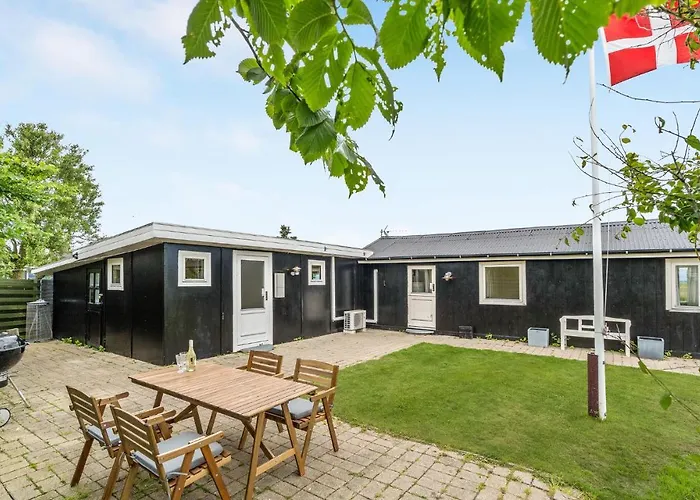 1 Bedroom Beautiful In Logstor