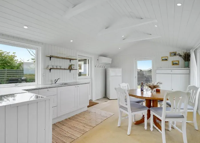 Casa vacanze 1 Bedroom Beautiful In