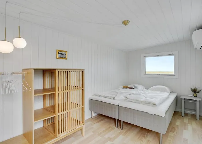 1 Bedroom Beautiful In Casa vacanze